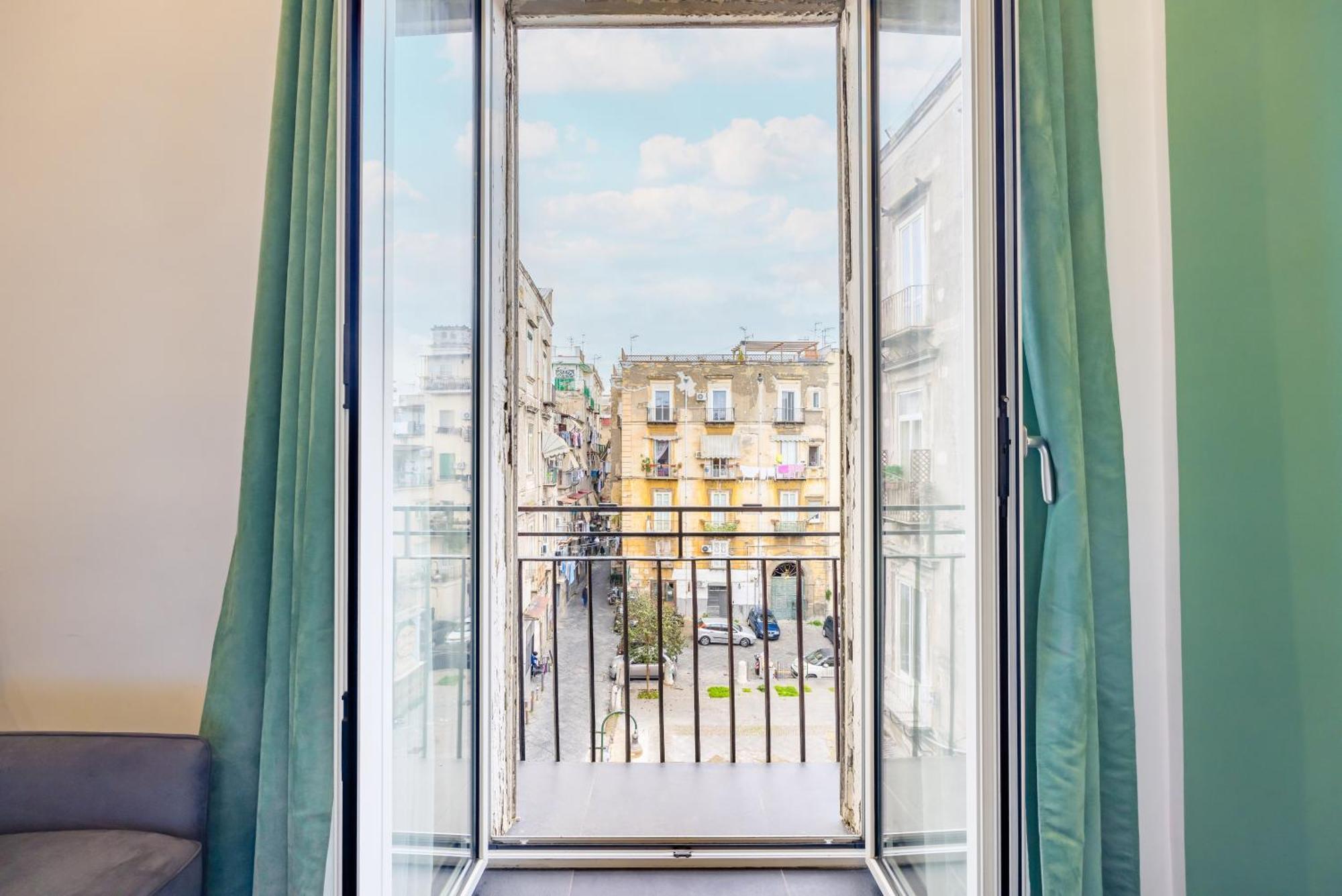 Le Porte Di Partenope Naples Exterior photo